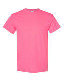 Gildan G5000 Safety Pink vista frente