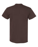 Gildan G5000 Dark Chocolate espalda